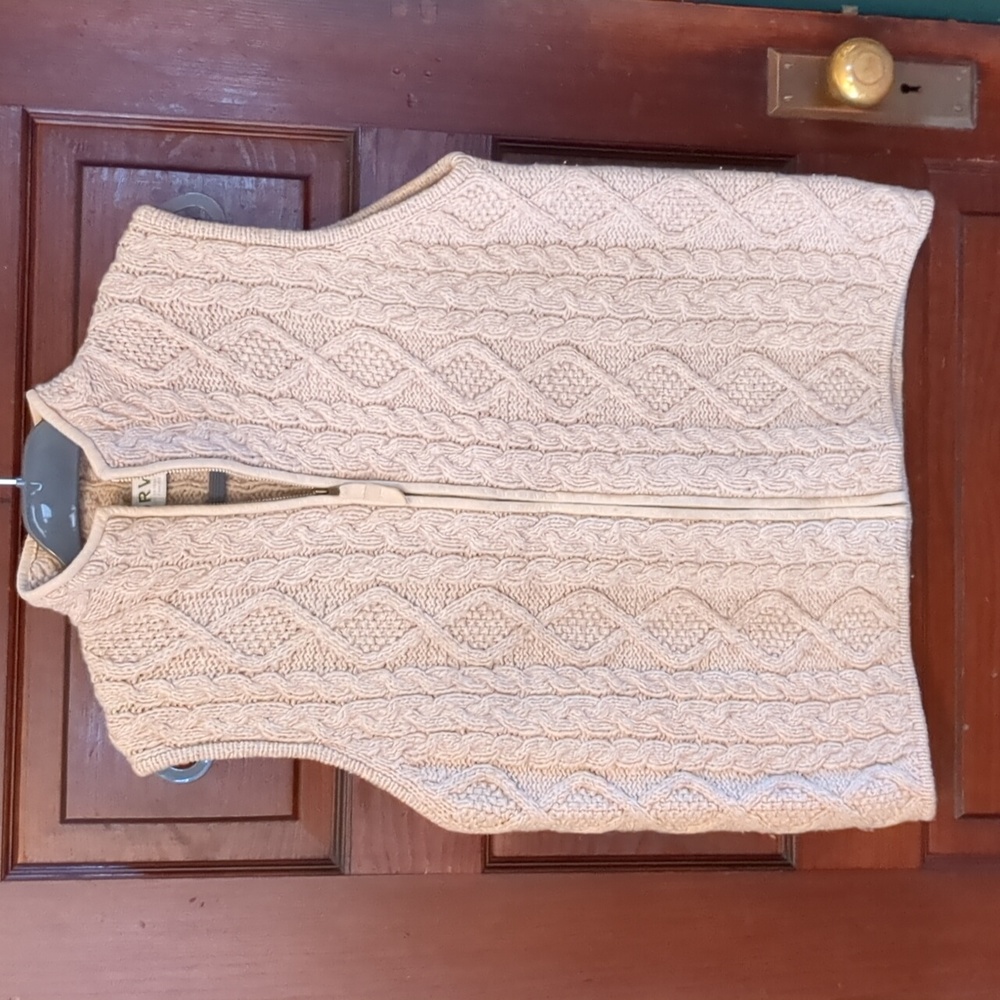 Orvis Cream Cable Knit Vest